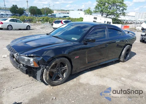 2013 Dodge Charger Srt8 Superbee z USA, uszkodzony, nr VIN 2C3CDXGJ6DH537180
